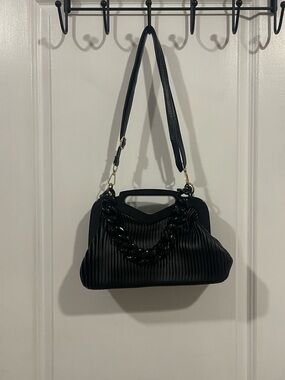 8 Other Reasons Black Pleated Shoulder Bag with Chain Handle